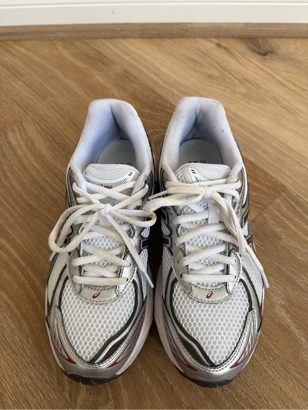 ASICS White Running Sneakers with Black & Burgundy Accents - Picture 3 of 7
